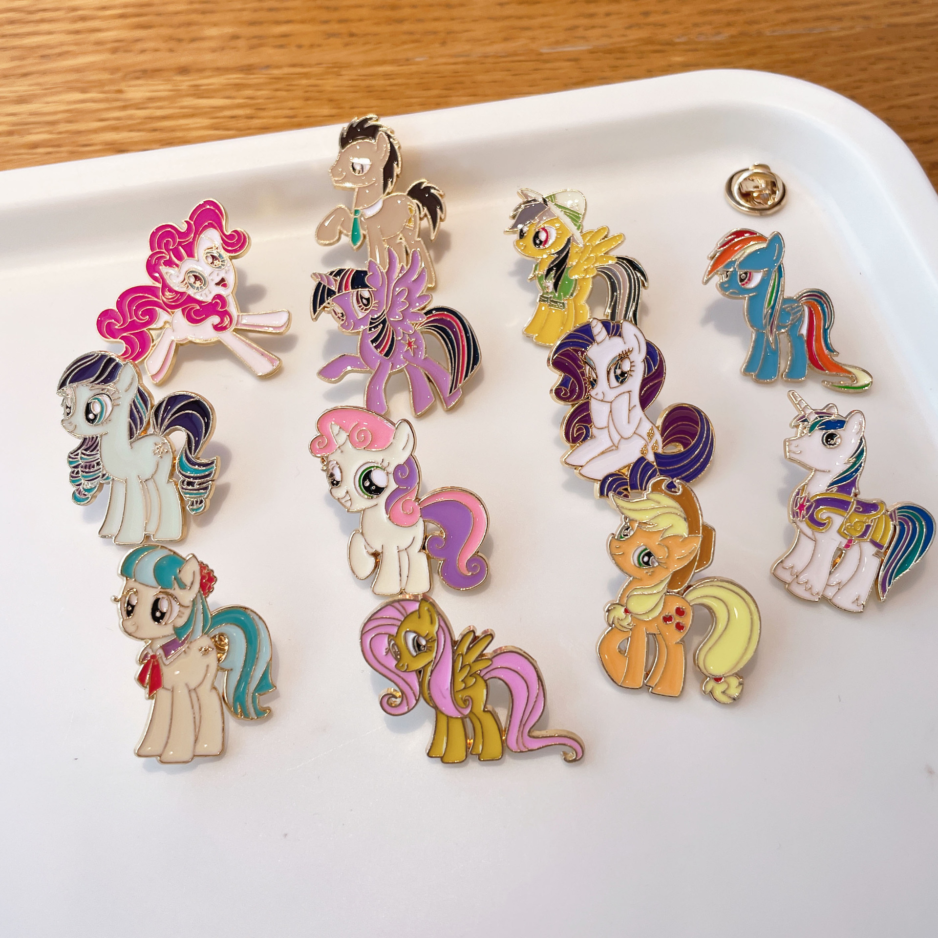 Anime Merchandise In Chinese - 1 pc new brooch cartoon anime
